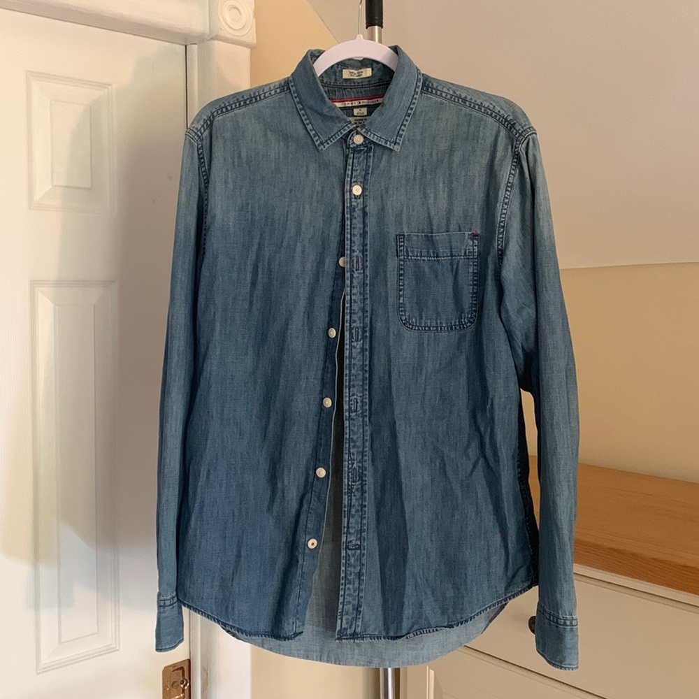 Tommy Hilfiger Denim Button Down Shirt